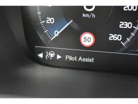 Volvo XC90 thumbnail 27
