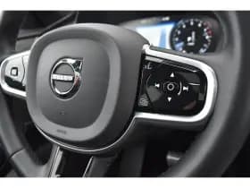 Volvo XC90 thumbnail 29