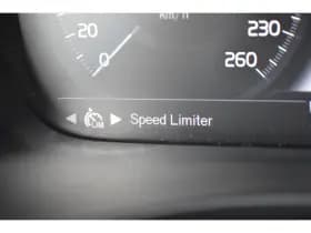 Volvo XC40 thumbnail 14