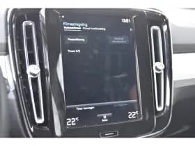 Volvo XC40 thumbnail 23