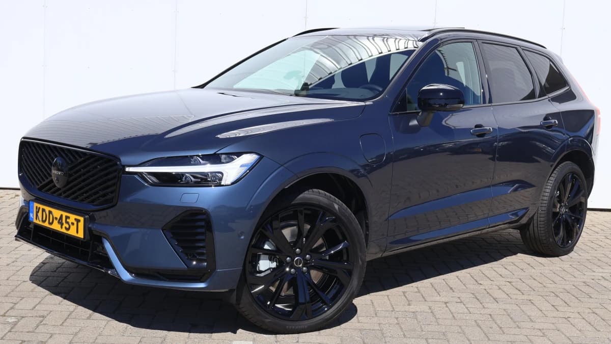 Volvo XC60 — foto 1