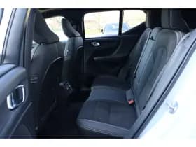Volvo EX40 thumbnail 21