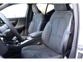 Volvo EX40 thumbnail 7