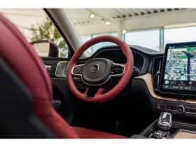 Volvo XC60 thumbnail 6
