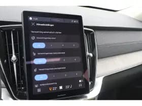 Volvo XC90 thumbnail 37