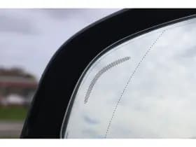 Volvo XC40 thumbnail 32
