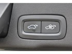 Volvo XC60 thumbnail 18