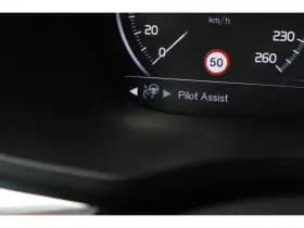 Volvo XC60 thumbnail 25