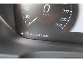 Volvo V90 thumbnail 18