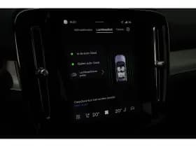 Volvo XC40 thumbnail 31
