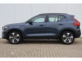Volvo XC40 thumbnail 7