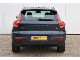Volvo XC40 thumbnail 9