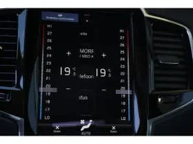 Volvo XC90 thumbnail 32