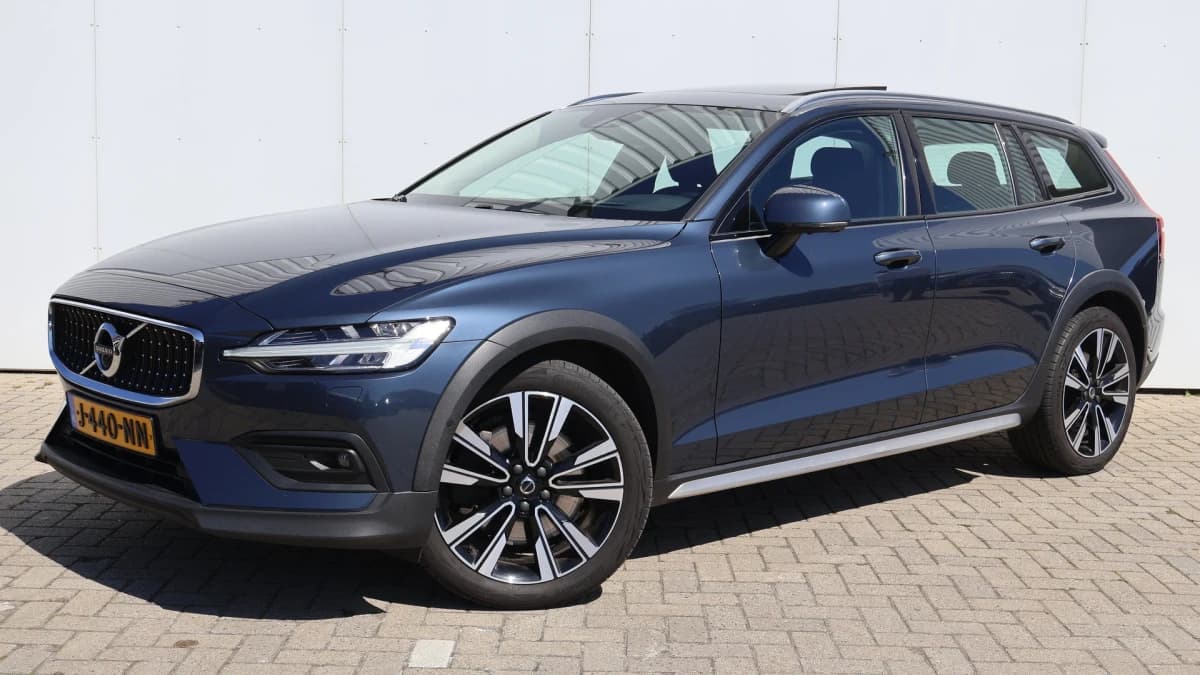 Volvo V60 — foto 1