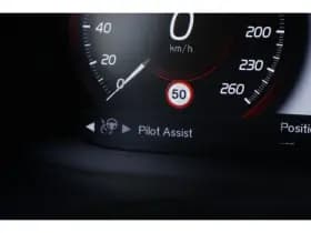 Volvo V60 thumbnail 32