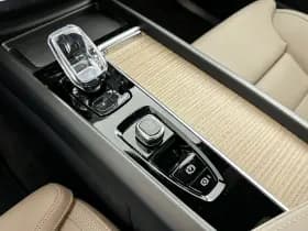 Volvo XC60 thumbnail 23