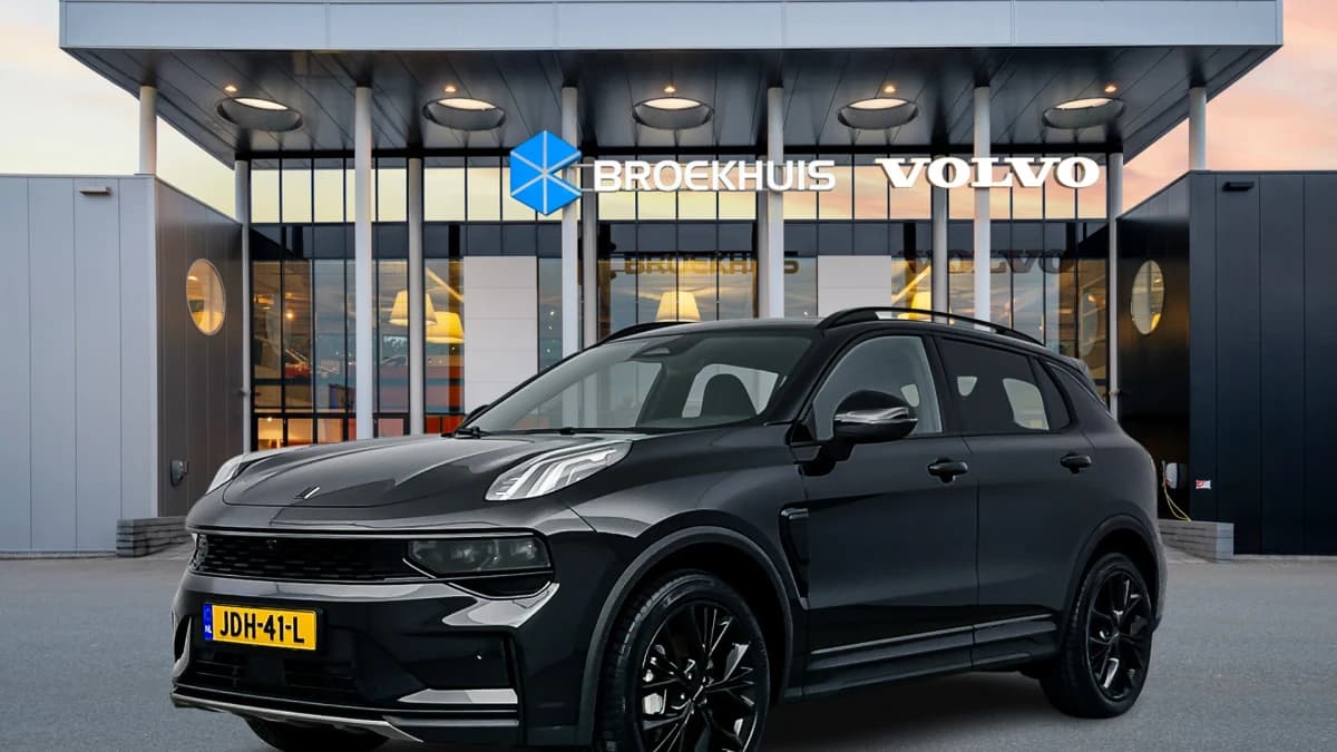 Lynk & Co 01 — foto 1