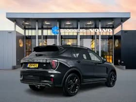 Lynk & Co 01 thumbnail 3