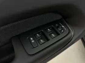 Volvo XC60 thumbnail 55