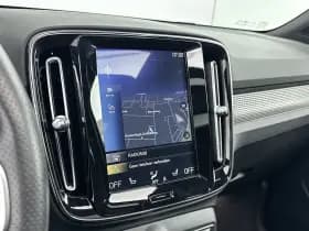 Volvo XC40 thumbnail 19