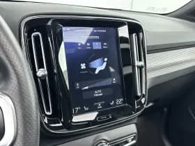 Volvo XC40 thumbnail 22