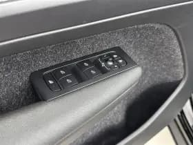 Volvo XC40 thumbnail 26