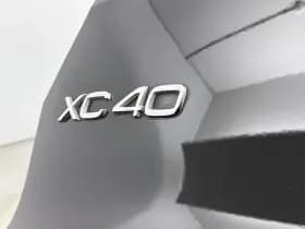 Volvo XC40 thumbnail 30
