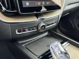 Volvo XC60 thumbnail 24