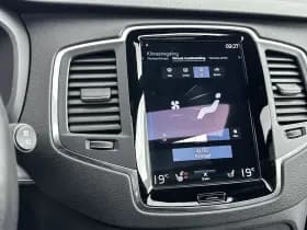 Volvo XC90 thumbnail 24