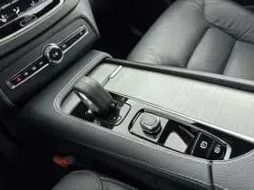 Volvo XC90 thumbnail 26