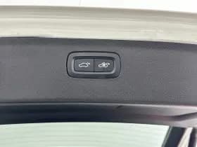 Volvo XC90 thumbnail 33