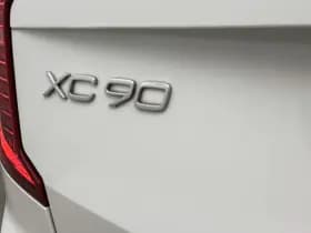 Volvo XC90 thumbnail 34