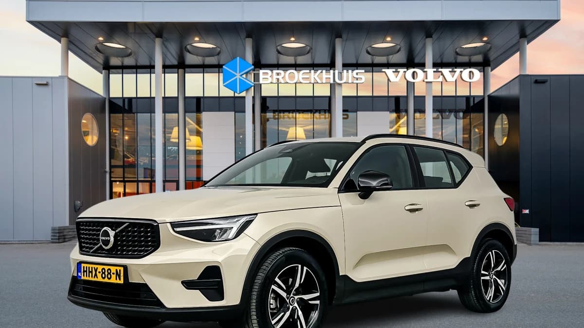 Volvo XC40 — foto 1