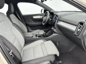 Volvo XC40 thumbnail 12