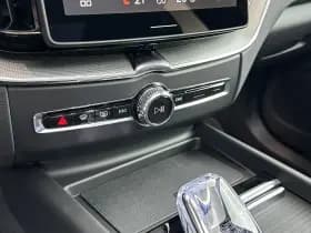 Volvo XC60 thumbnail 24