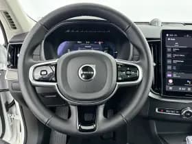 Volvo XC90 thumbnail 17