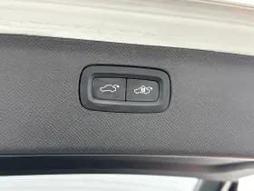 Volvo XC90 thumbnail 30