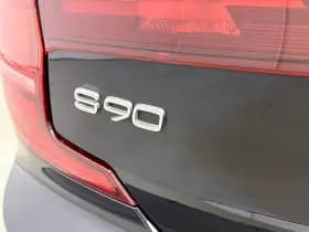Volvo S90 thumbnail 32