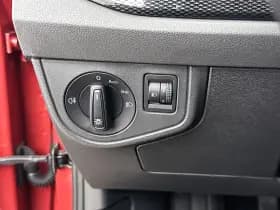 Volkswagen Polo thumbnail 25
