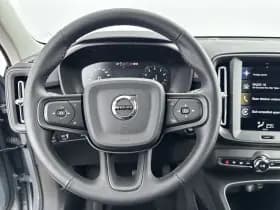 Volvo XC40 thumbnail 15
