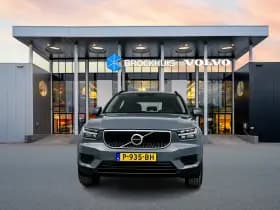 Volvo XC40 thumbnail 5