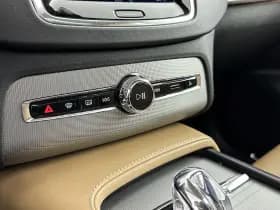 Volvo XC90 thumbnail 25