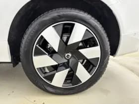 Volvo XC60 thumbnail 35