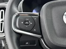 Volvo EX40 thumbnail 16
