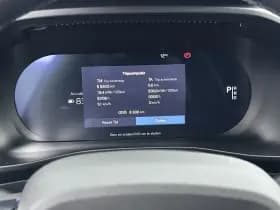 Volvo EX40 thumbnail 17