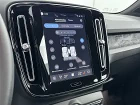 Volvo EX40 thumbnail 21