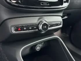 Volvo EX40 thumbnail 23