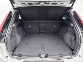Volvo EX40 thumbnail 32