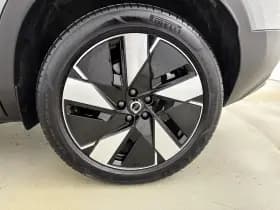 Volvo EX40 thumbnail 34