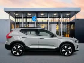 Volvo EX40 thumbnail 7
